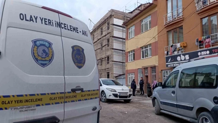 Sobadan zehirlenen anne hayatını kaybetti, kızının durumu ağır
