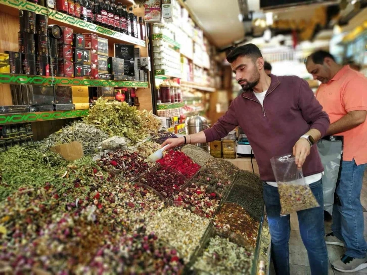 Soğuk hava yüzünü gösterdi, kış çayına talep arttı
