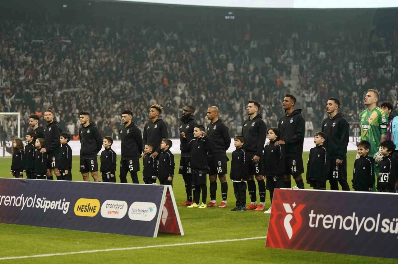 Solskjaer’den kadroda tek değişiklik
