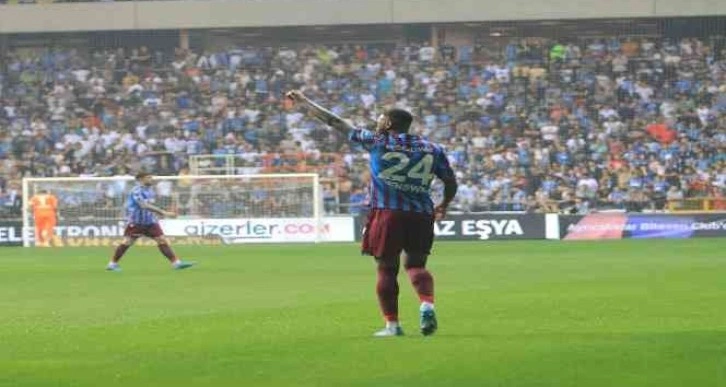 Spor Toto Süper Lig: Adana Demirspor: 0 - Trabzonspor: 2 (İlk yarı)