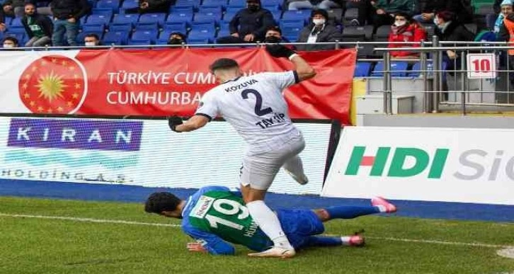 Spor Toto Süper Lig: Çaykur Rizespor: 0 - Adana Demirspor: 2 (İlk yarı)