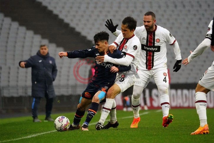 Spor Toto Süper Lig: Fatih Karagümrük: 2 - Başakşehir: 2