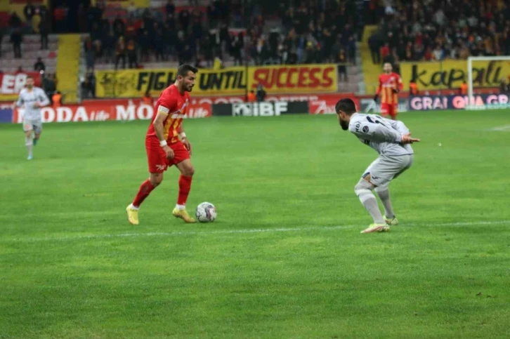 Spor Toto Süper Lig: Kayserispor: 1 - Medipol Başakşehir: 0 (Maç sonucu)
