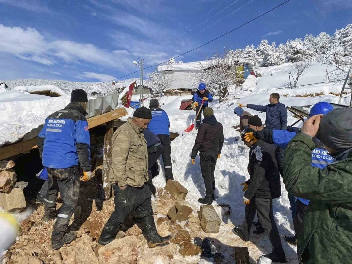 SUBÜ ve BTÜ’nün afet farkındalığı projesine İçişleri Bakanlığı desteği
