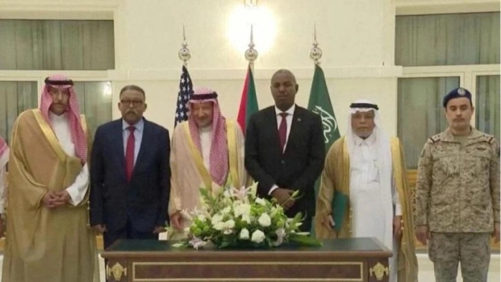 Sudan'da ordu ve HDK arasında 