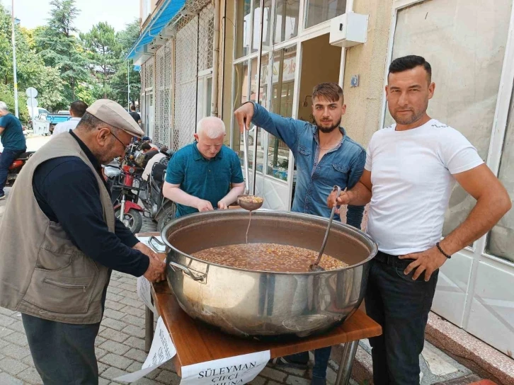 Şuhut’ta aşure hayrı
