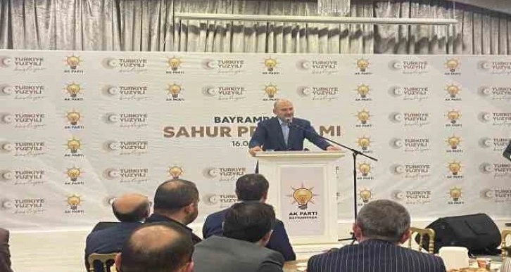 Süleyman Soylu Bayrampaşa’da düzenlenen sahur programına katıldı