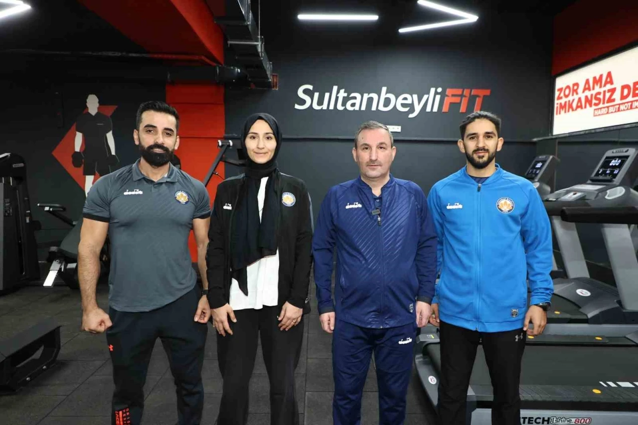 Sultanbeyli Belediyesi’nden halka ücretsiz fitness hizmeti
