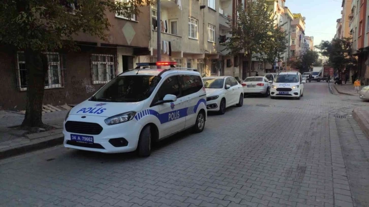 Sultangazi’de tartıştığı karısını bacağından bıçakladı
