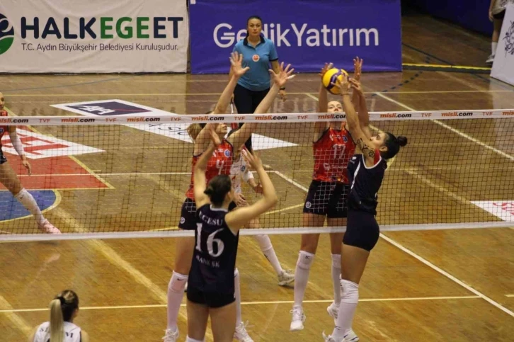 Sultanlar Ligi: Aydın Büyükşehir Belediyespor: 3 - İlbank: 0
