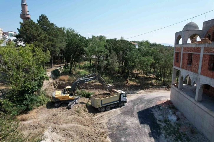 Suluova’da 300 araçlık otoparkın yapımına başlandı
