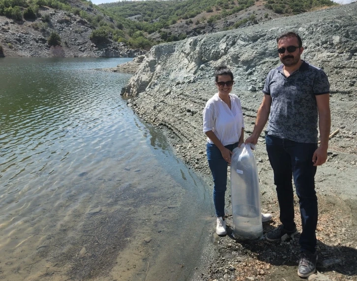 Sungurlu’da gölete sazan yavrusu bırakıldı
