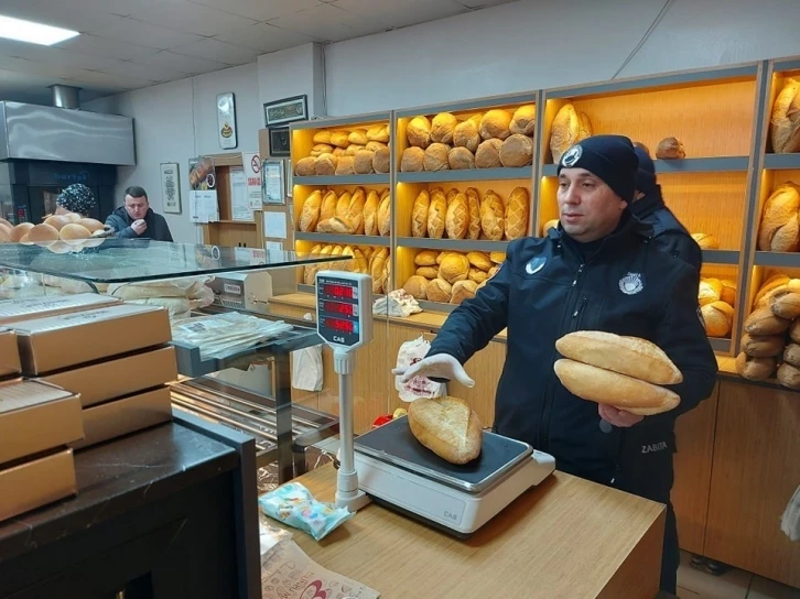 Sungurlu’da zabıta ekipleri fırınları denetledi
