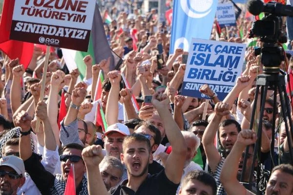 Suriye sınırında İsrail protestosu