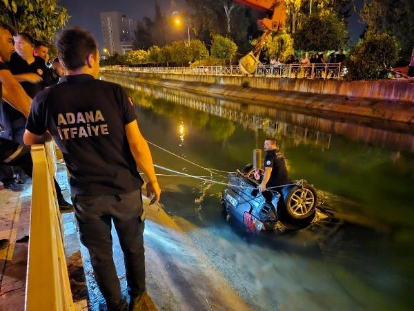 Sürücüsünün virajı alamadığı otomobil sulama kanalına uçtu: 1 ölü, 1 yaralı