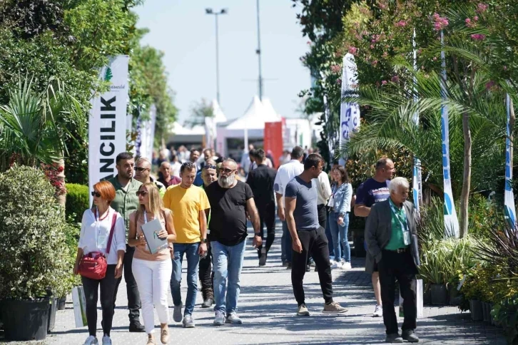 Süs bitkiciliği alanında ihracat, ithalatın 3 katına ulaştı
