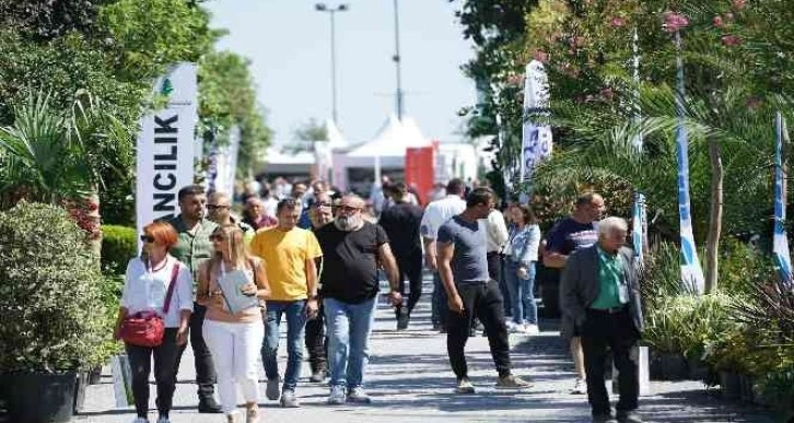 Süs bitkiciliği alanında ihracat, ithalatın 3 katına ulaştı