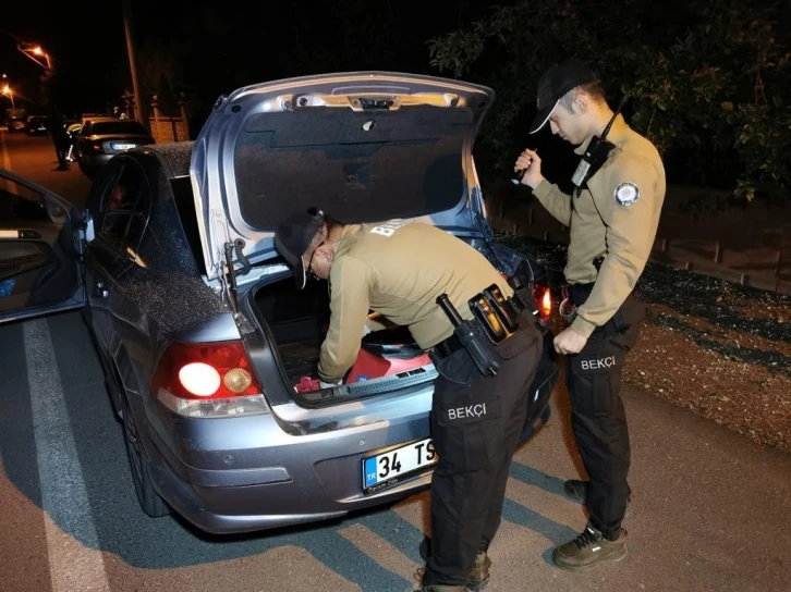 Tabanca, tüfek ve uyuşturucular ele geçirlidi, 12 şahıs tutuklandı
