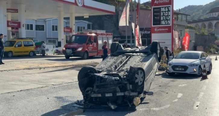 Takla atan araçtan kendi imkanıyla çıktı
