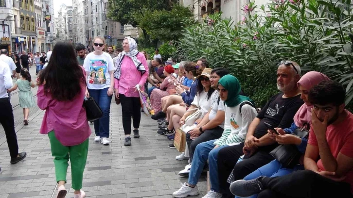 Taksim’de bayram yoğunluğu
