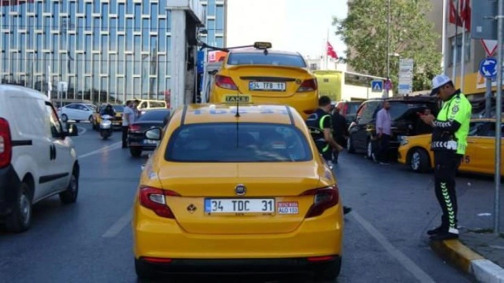 Taksim’de ticari taksilere ceza yağdı