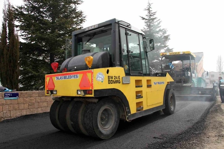 Talas Belediyesi Reşadiye Mahallesinde Asfalt Çalışmalarını Tamamlıyor