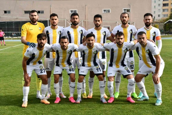 Talasgücü Belediyespor puanla döndü
