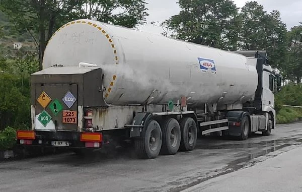 Tankerden sızan gaz korkuttu