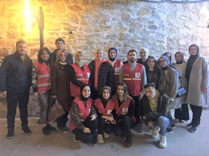 Tarihi konakta her gün 100 kişiye iftar
