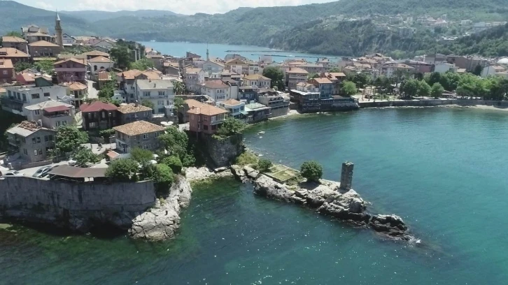 Tarihi ve turistik ilçe Amasra bayrama hazır
