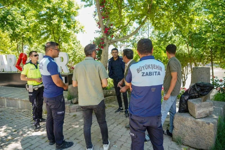 Tarihi ve turistik mekanlarda “Değnekçi” denetimi
