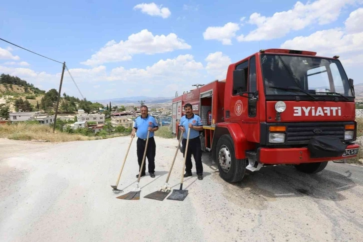 Tarım arazilerinde itfaiye nöbeti
