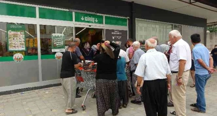 Tarım Kredi Kooperatif Marketi’nde indirim yoğunluğu