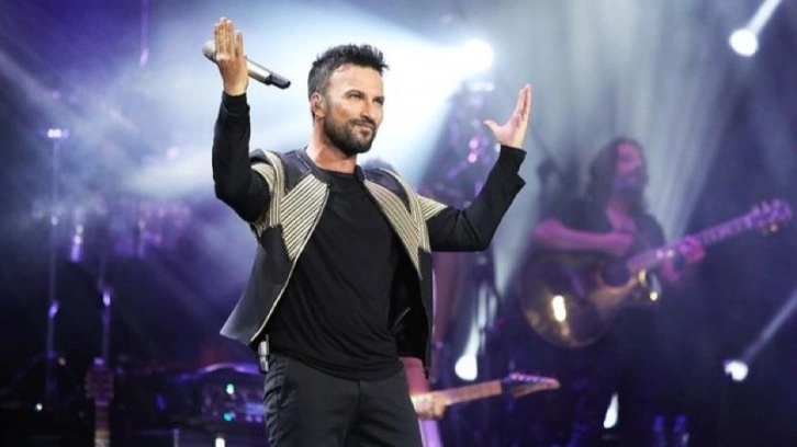 Tarkan'dan müjdeli haber! Sosyal medyadan duyurdu