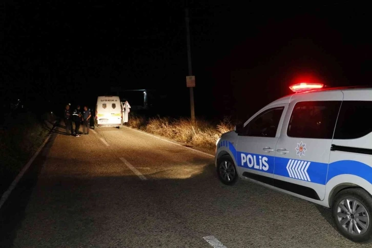 Tarlada kasığından vuruldu, 100 metre sürünerek polise sığındı
