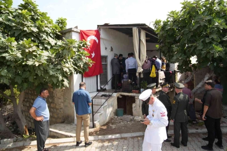 Tarsus’a şehit ateşi düştü
