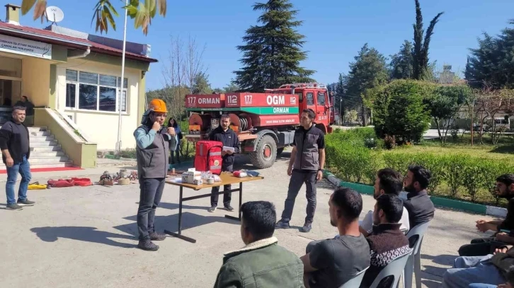 Tarsus’ta yangınla mücadele gönüllülerine eğitim verildi
