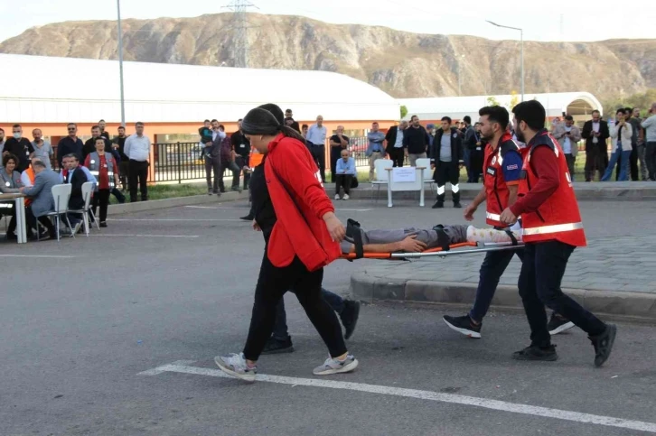 Tatbikat gerçeğini aratmadı
