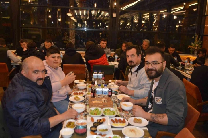 Tavşanlı’da iftar
