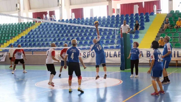 Tazelenme Üniversitesi olimpiyatları
