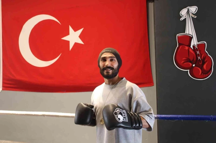 Tecrübeli dövüşçü Kick Boks Dünya Kupası için gün sayıyor
