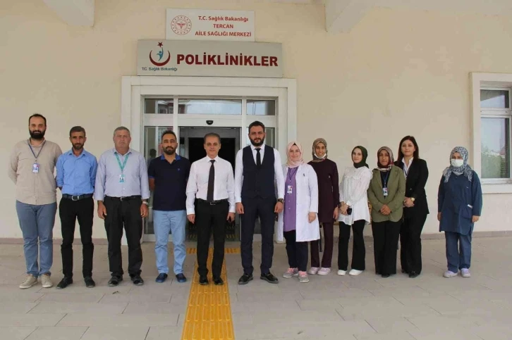 Tekin, Tercan’da sunulan sağlık hizmetlerini yerinde değerlendirdi
