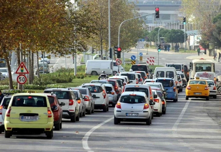 Tekirdağ’da trafiğe kayıtlı araç sayısı 300 bine yaklaştı
