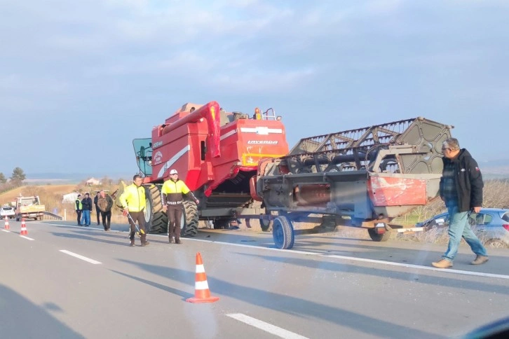 Tekirdağ’da otomobil biçerdövere çarptı: 1 ölü