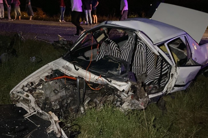 Tekirdağ’daki iki otomobilin çarpıştığı kazada can pazarı: 4 yaralı