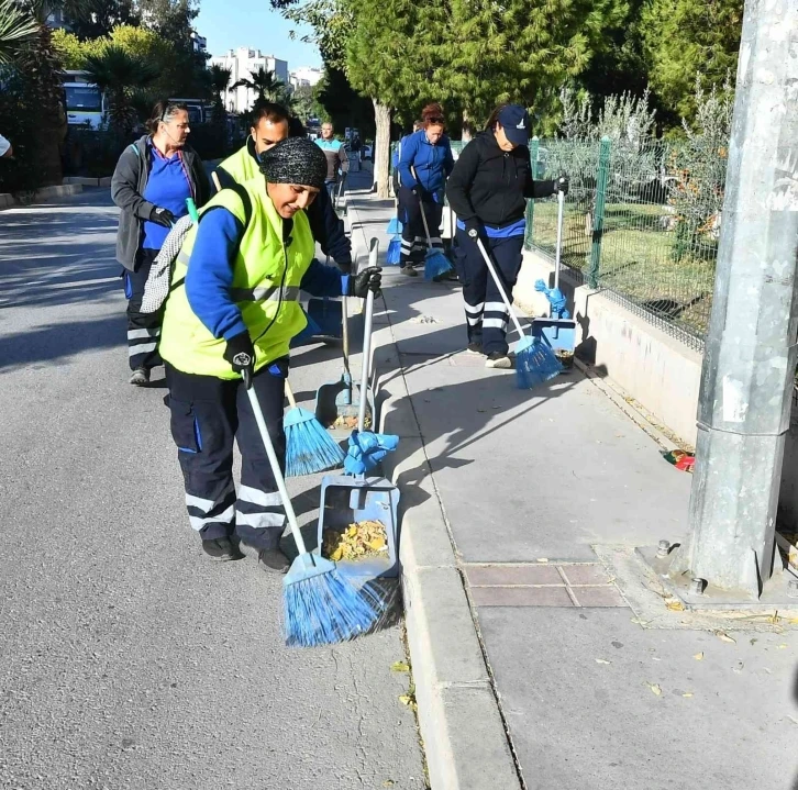 Temizlik seferberliği İzmir’in her köşesine yayılıyor
