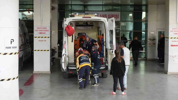 Temizlik yaparken ikinci kattan düşen genç kadın ağır yaralandı
