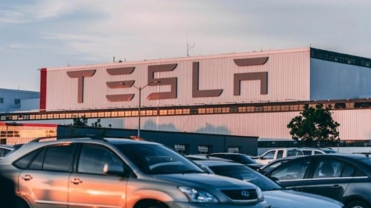 Tesla'dan yeni zam kararı