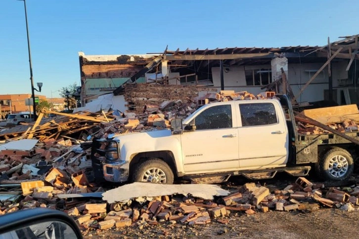 Texas’ta hortum felaketi: 3 ölü, 56 yaralı