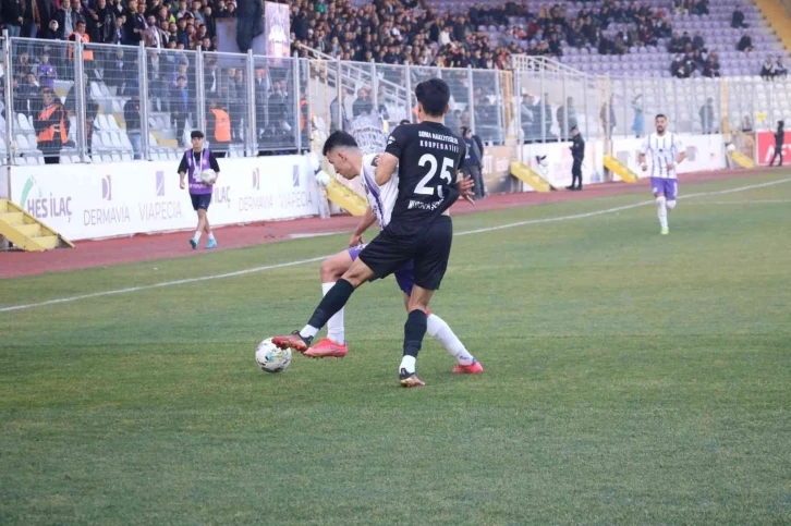 TFF 2. Lig: Afyonspor: 0 - Somaspor: 2
